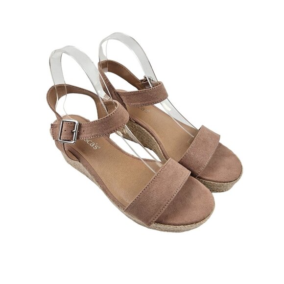 Francesca's Shoes - Francescas Breanne Womens 8.5 Wedge Sandals Tan Suede Upper Adjustable Buckle